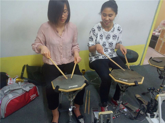 2015革特打击乐——我们的女鼓手