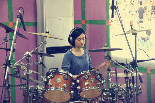 2013年革特打击乐学员架子鼓学习交流展示演出的台上台下